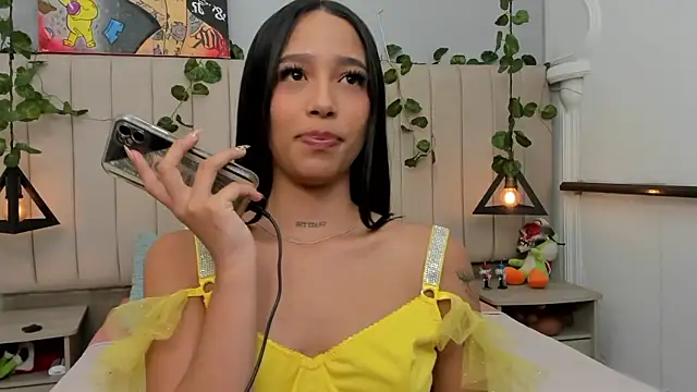 Snapshot of Paulina_Lopezz chatting on January 16, 2026, 9:08 pm Paulina Lopezz online show from January 16, 2026, 9:08 pm