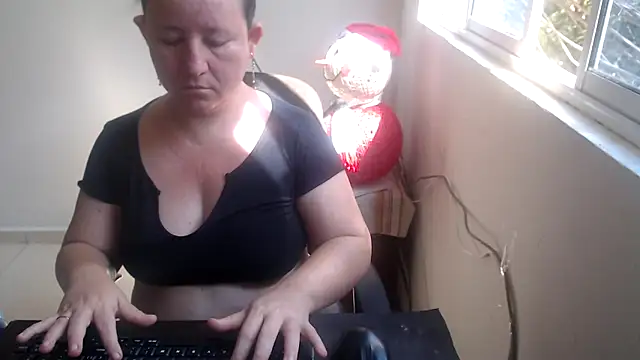 Yohis Kiut25 online show from December 18, 2025, 3:16 pm