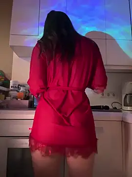 sweetflowers69 online show from February 28, 2026, 8:08 pm