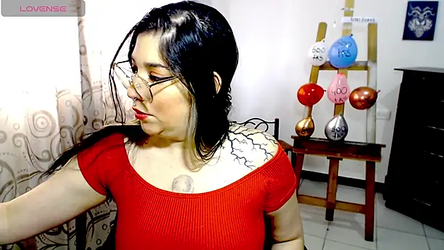 sharonnleon online show from January 13, 2026, 4:22 pm