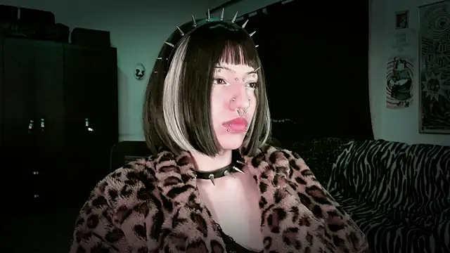 roxy toxic online show from May 14, 2026, 12:18 am