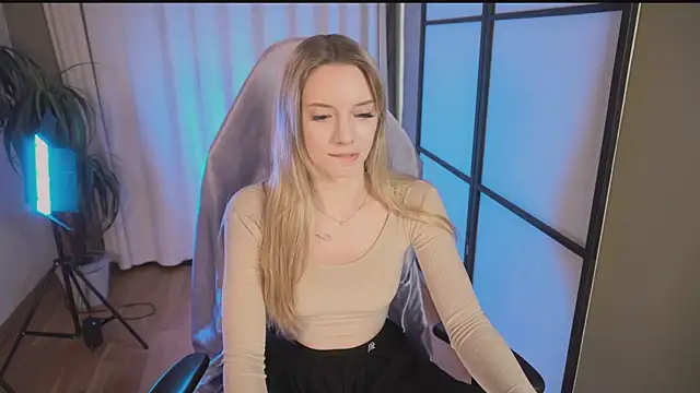 katt  y online show from February 25, 2025, 12:27 pm