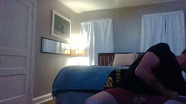 biggzee6 online show from May 11, 2026, 7:21 am