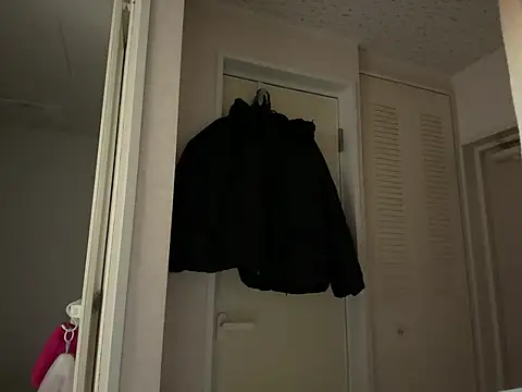 riri riri jp online show from February 4, 2026, 1:06 pm