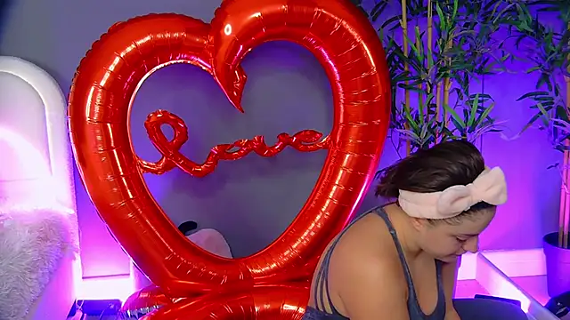 Snapshot of PatriciaSpice chatting on February 13, 2026, 5:51 am PatriciaSpice online show from February 13, 2026, 5:51 am