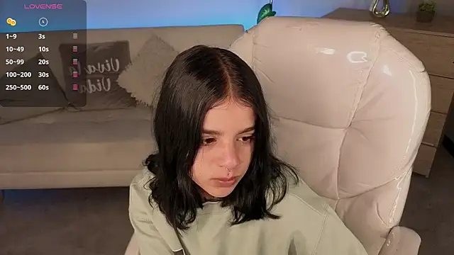 Nicole Foxx  online show from March 14, 2026, 7:09 pm