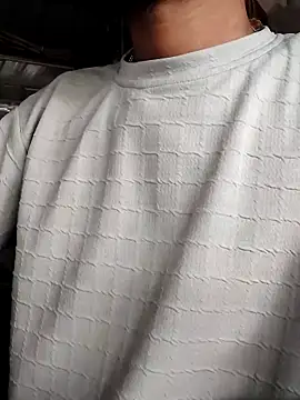 Babygard110 online show from April 6, 2026, 2:40 am