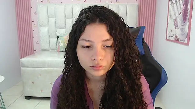 Snapshot of shalon_diaz_s chatting on September 9, 2025, 12:58 pm shalon diaz s online show from September 9, 2025, 12:58 pm