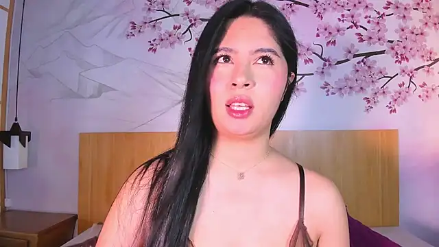 Yasmin Scott online show from October 28, 2025, 12:15 pm