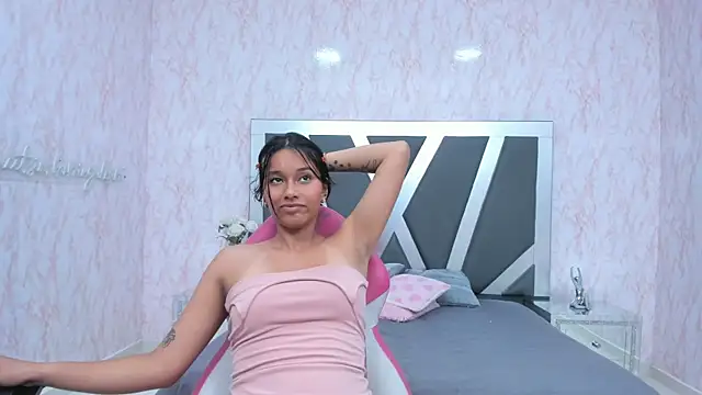 Snapshot of LIA_SWAN_ chatting on March 2, 2025, 10:05 am LIA SWAN online show from March 2, 2025, 10:05 am