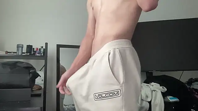 Snapshot of ryan_28747 chatting on February 16, 2026, 7:56 pm ryan 28747 online show from February 16, 2026, 7:56 pm