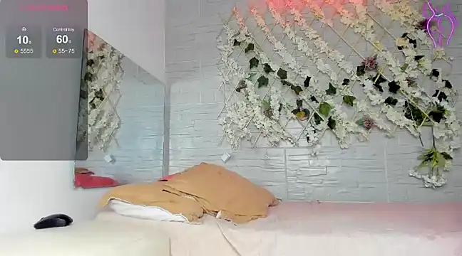 Melany  8 online show from February 19, 2025, 12:55 pm