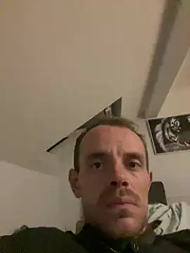 Snapshot of wyattstone chatting on April 8, 2026, 8:32 pm wyattstone online show from April 8, 2026, 8:32 pm