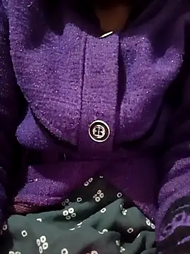 Snapshot of Sexy_Tanya69 chatting on December 16, 2025, 1:32 am Sexy Tanya69 online show from December 16, 2025, 1:32 am