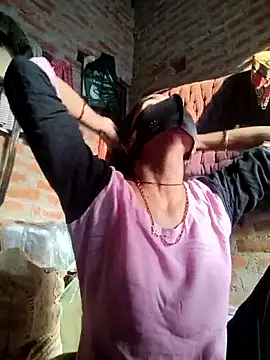 Snapshot of Sexy_Tanya69 chatting on November 29, 2025, 1:39 am Sexy Tanya69 online show from November 29, 2025, 1:39 am