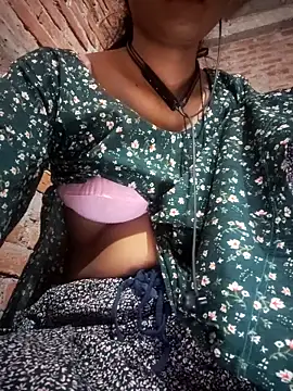 Snapshot of Sexy_Tanya69 chatting on November 6, 2025, 1:53 am Sexy Tanya69 online show from November 6, 2025, 1:53 am