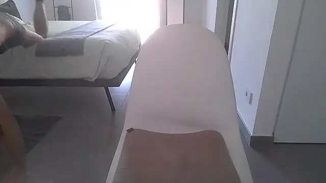 Masterclassyfeet online show from September 18, 2025, 8:39 am