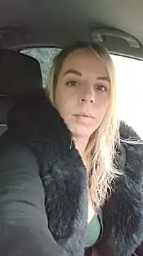 Snapshot of SweetyNinaOff1 chatting on January 17, 2026, 3:37 pm SweetyNinaOff1 online show from January 17, 2026, 3:37 pm