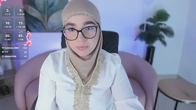 Ayha khalaf online show from September 16, 2025, 1:06 am