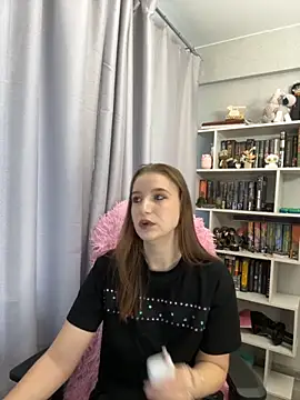 LillyFan-X online show from September 12, 2025, 4:34 am