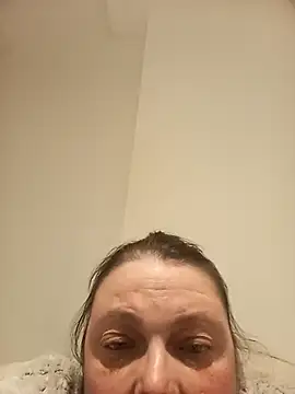 Snapshot of HotHornyEmmaX chatting on November 21, 2025, 8:19 pm HotHornyEmmaX online show from November 21, 2025, 8:19 pm