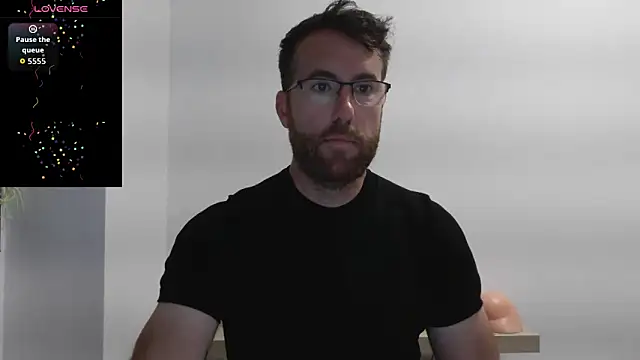 Snapshot of machohiberiko chatting on October 5, 2025, 6:20 pm machohiberiko online show from October 5, 2025, 6:20 pm