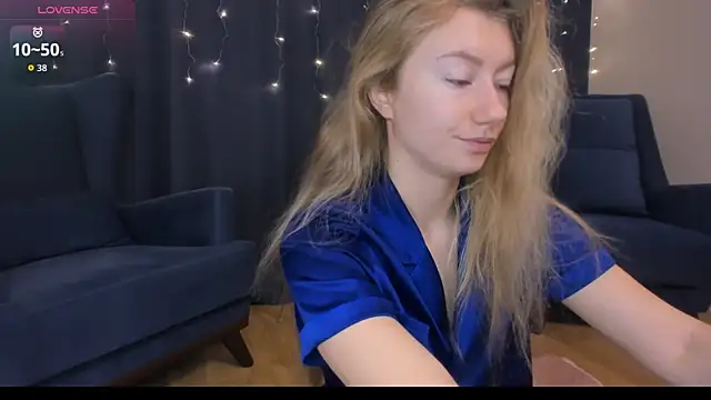 Rachel Rut online show from December 15, 2025, 4:18 am