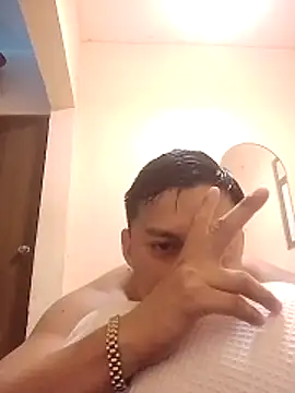 LuisMex1998 online show from April 11, 2026, 2:19 am