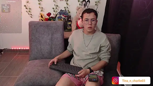 Tina 4 Charlie online show from January 12, 2026, 4:14 pm