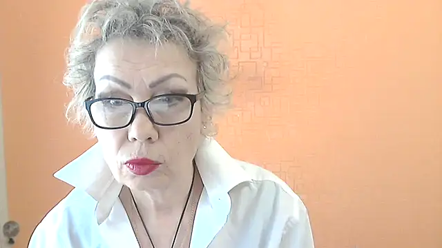 NessyJenixs online show from March 15, 2026, 7:59 am