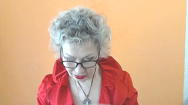Snapshot of NessyJenixs chatting on April 25, 2026, 6:38 am NessyJenixs online show from April 25, 2026, 6:38 am