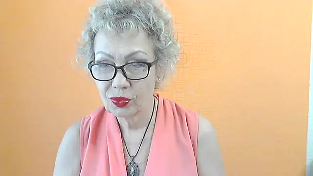 Snapshot of NessyJenixs chatting on July 8, 2026, 1:01 pm NessyJenixs online show from July 8, 2026, 1:01 pm