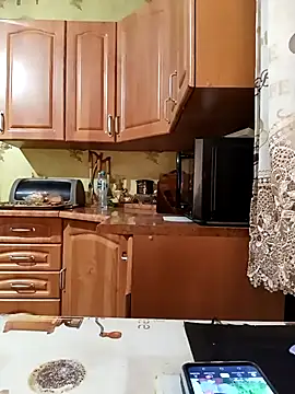 Snapshot of Laura_Kiss chatting on February 20, 2026, 3:58 pm Laura Kiss online show from February 20, 2026, 3:58 pm