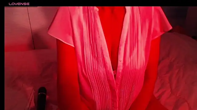 sweetchani666 online show from May 14, 2026, 1:52 pm