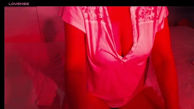 sweetchani666 online show from May 9, 2026, 7:34 am