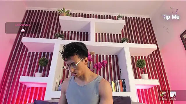 ApoloCruz online show from February 12, 2026, 3:17 am