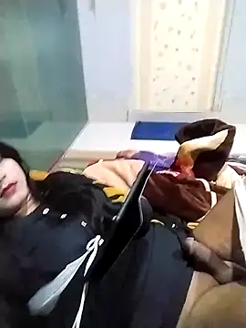 HijabiQueen789 online show from January 30, 2025, 10:30 pm