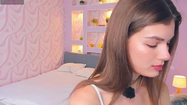 FloraDobb online show from April 12, 2026, 7:11 am