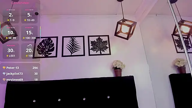 Belinda Braund online show from December 4, 2025, 11:42 am