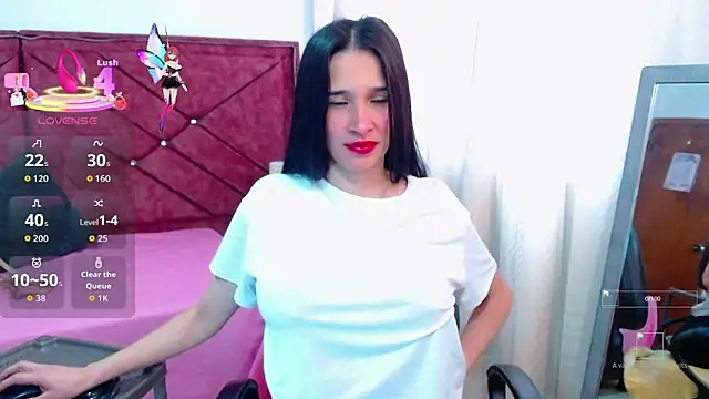 victoria adams07 online show from October 2, 2025, 1:47 pm