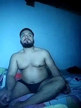 Ant1990 online show from December 2, 2025, 3:52 am