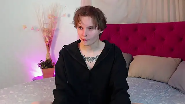 Snapshot of DemianEnglen chatting on April 11, 2026, 9:24 am DemianEnglen online show from April 11, 2026, 9:24 am