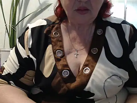 DeniseeRosea online show from June 2, 2026, 11:16 pm