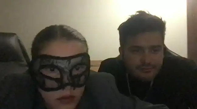 Snapshot of shycoouple1 chatting on January 21, 2025, 3:48 am shycoouple1 online show from January 21, 2025, 3:48 am