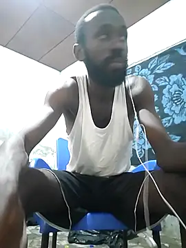 Snapshot of onewinnertee chatting on February 17, 2026, 5:32 pm onewinnertee online show from February 17, 2026, 5:32 pm