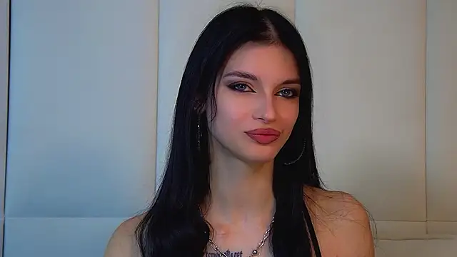 Snapshot of BeverlyMost chatting on May 3, 2026, 6:18 am BeverlyMost online show from May 3, 2026, 6:18 am