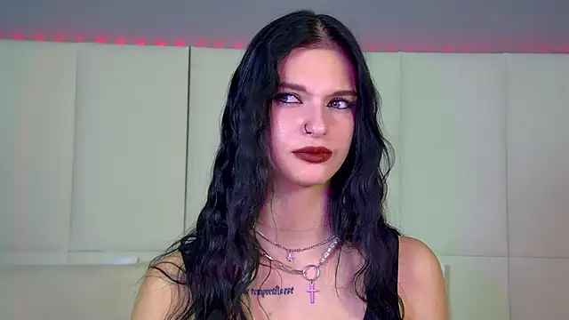 Snapshot of BeverlyMost chatting on January 26, 2025, 12:37 am BeverlyMost online show from January 26, 2025, 12:37 am