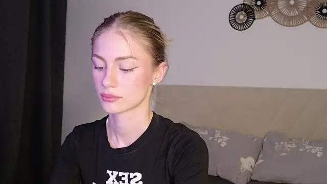 Snapshot of GabriellaOlsen chatting on May 31, 2026, 4:46 pm GabriellaOlsen online show from May 31, 2026, 4:46 pm