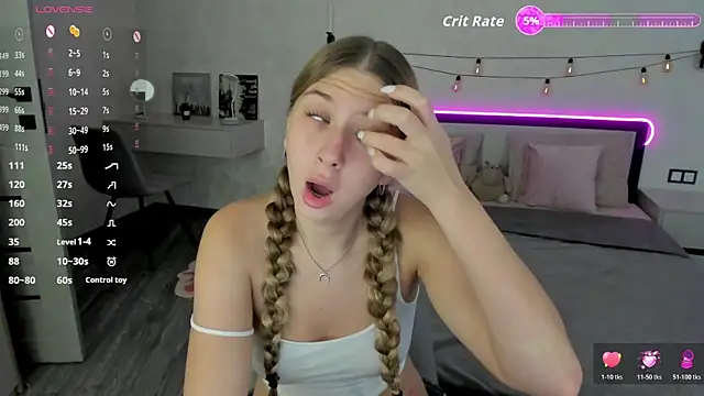 Snapshot of AureliaBliss_ chatting on July 19, 2026, 5:16 am AureliaBliss online show from July 19, 2026, 5:16 am