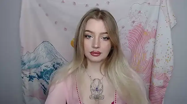 DelightCamila online show from January 28, 2025, 7:43 am